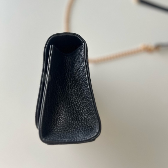 Black Leather Purse With Gold chain By Tory Burch - Picture 4 of 6